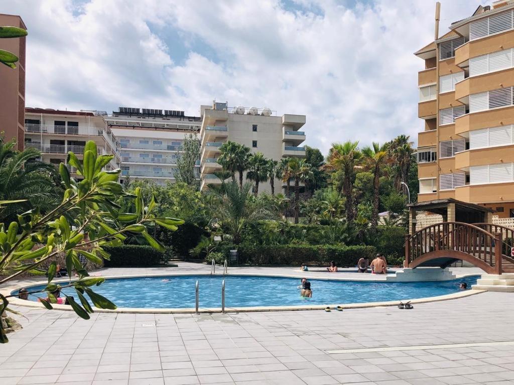 Apartamento Centrico Con Piscina サロウ エクステリア 写真